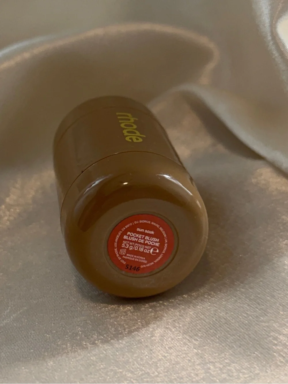 Rhode Sun Soak Pocket blush